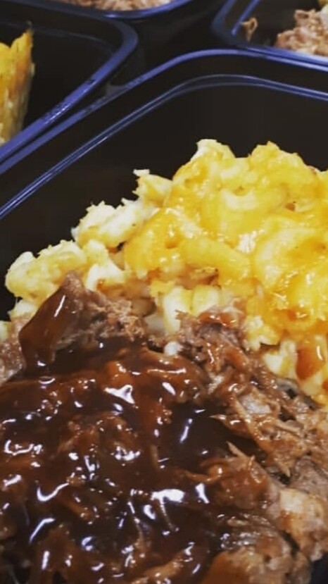 Pulled Pork W/Squash Mac &amp; Cheese x 5