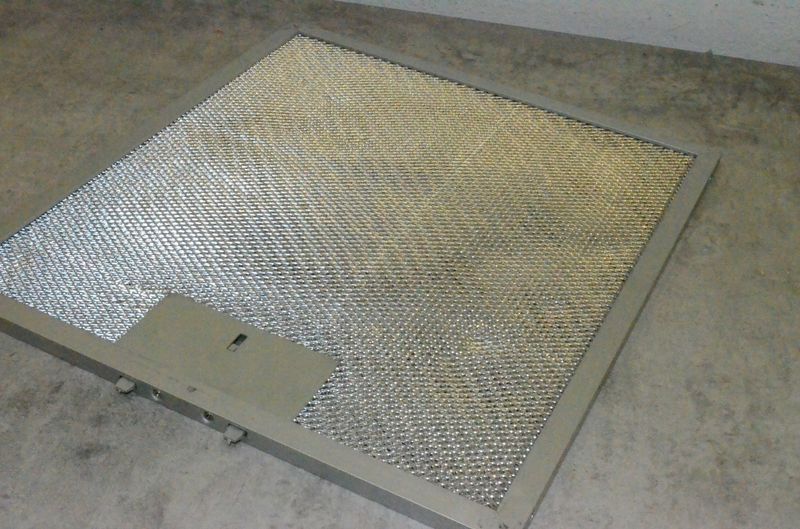 Filtr przeciwtłuszczowy do okapu 22x23cm alu