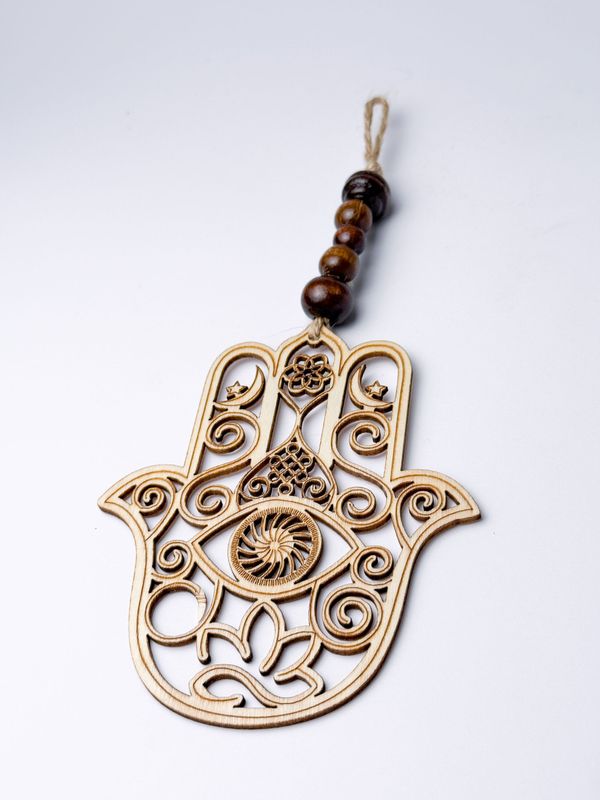 AMULETO DE PROTECCION MANO DE FATIMA (MADERA