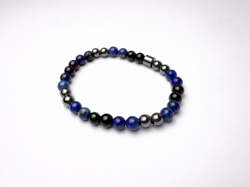PULSERA TRIPLE PROTECCI�N DE CONFIANZA Y ARMONIA (ONIX NEGRO, HEMATITE, LAPIZLAZULI)