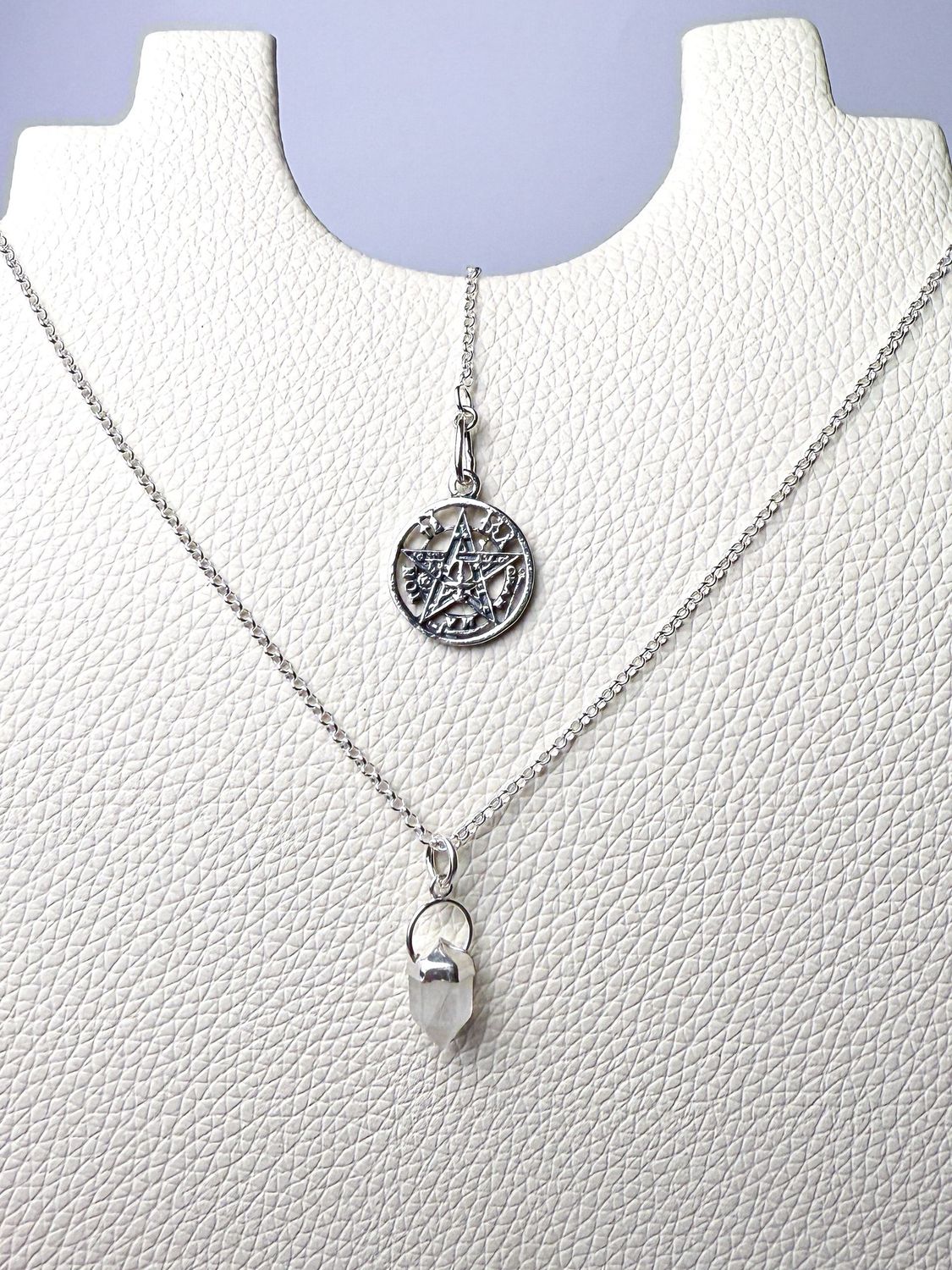 AMULETO PLATA DOBLE PROTECCION-ENERGIA