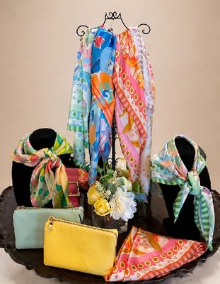 SCARVES