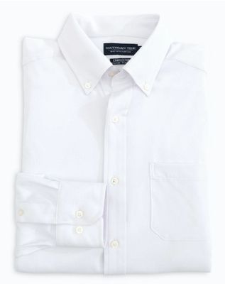 CLASSIC WHITE BUTTON DOWN SHIRT