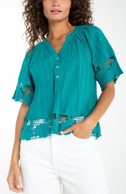 TEAL SHORT SLV WOVEN TOP W/LACE