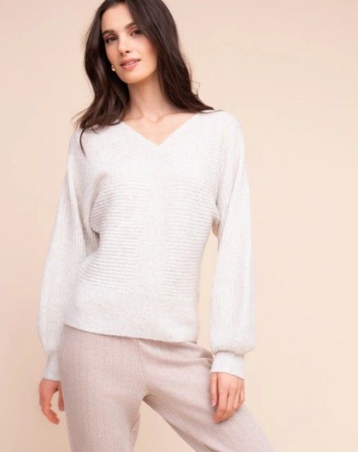 OATMEAL SWEATER