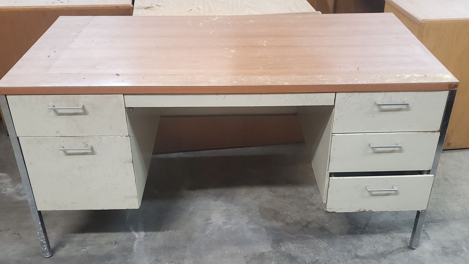 White steel office desk