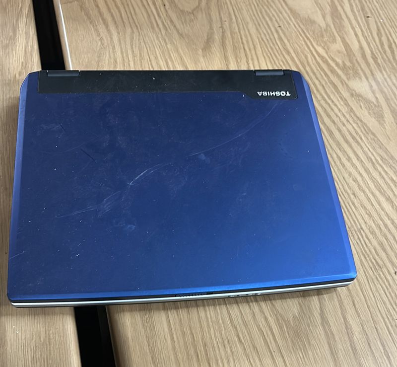 Toshiba Laptop XP Home E