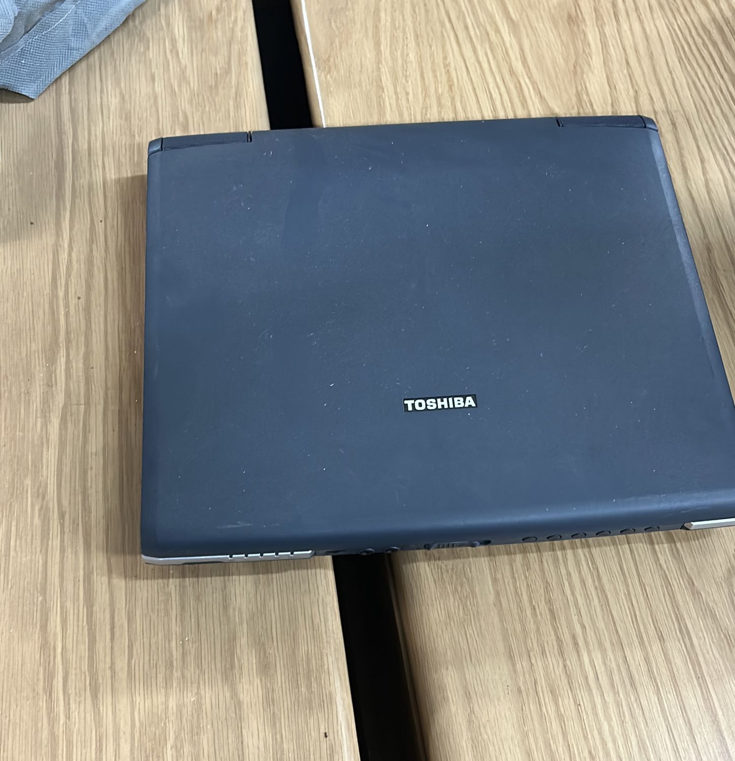 Toshiba Laptop XP Windows