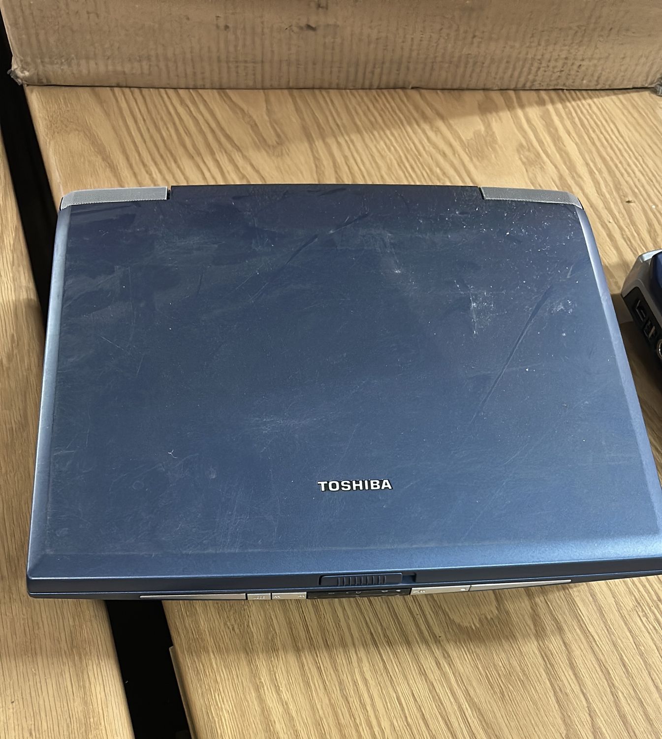 Toshiba Laptop XP Home