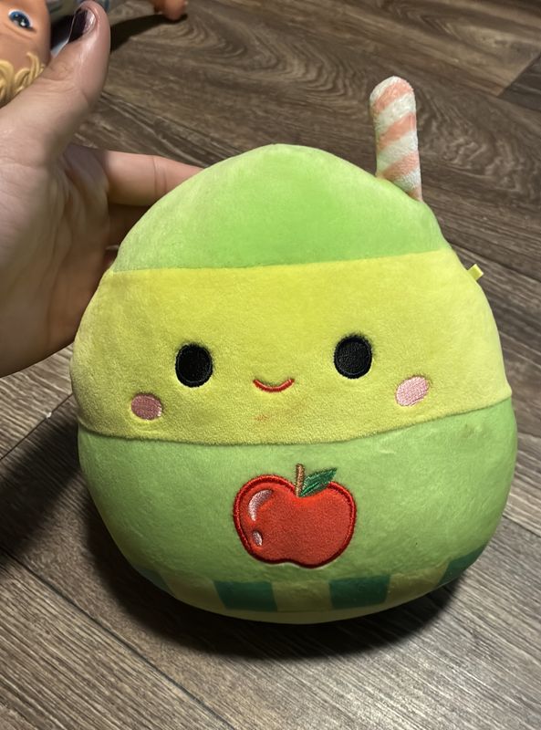 Apple Smoothie Squishmello