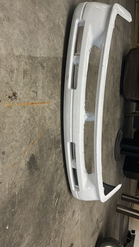 Front bumper Mitsubishi
