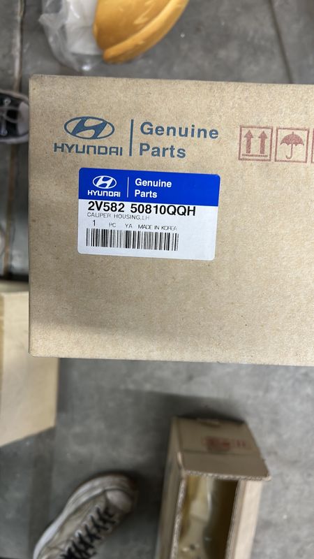 Hyundai caliper housing LH Elantra coupe 2013-2014