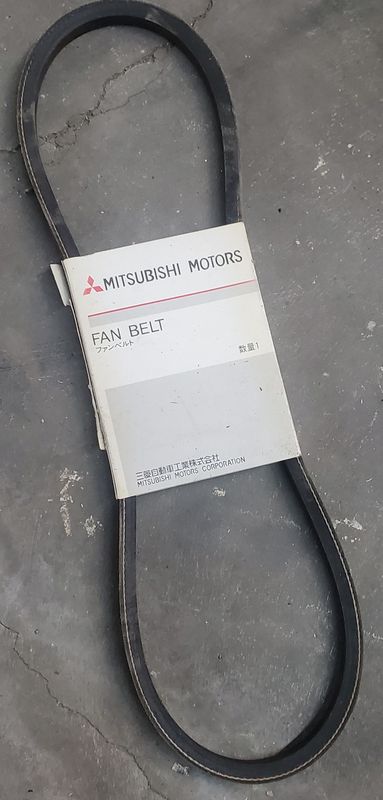 Fan belt mr360150