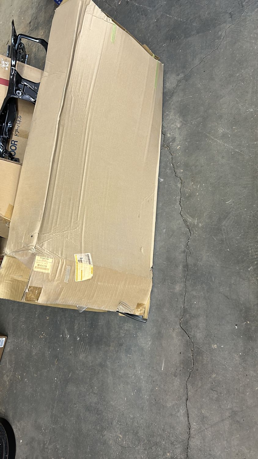 Mitsubishi Flare Kit, Right (R) MR496709