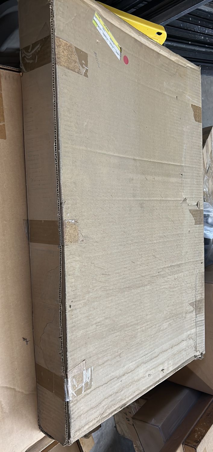 Mitsubishi TRIM,F/DR LH MB722012