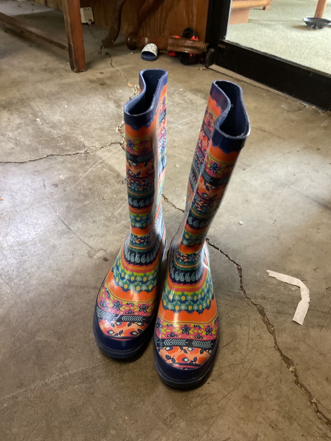 Womens rain boots