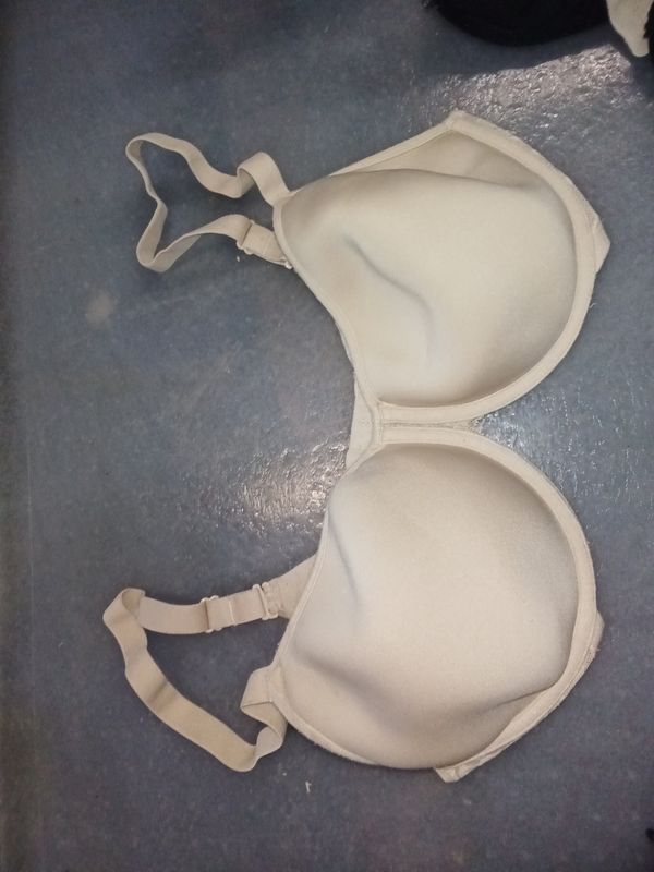 Beige Bali breast bra size 34DD