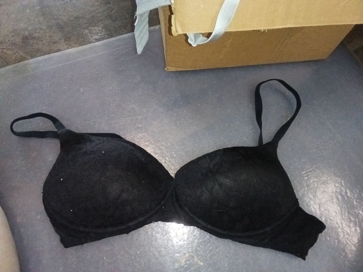 Black padded bra