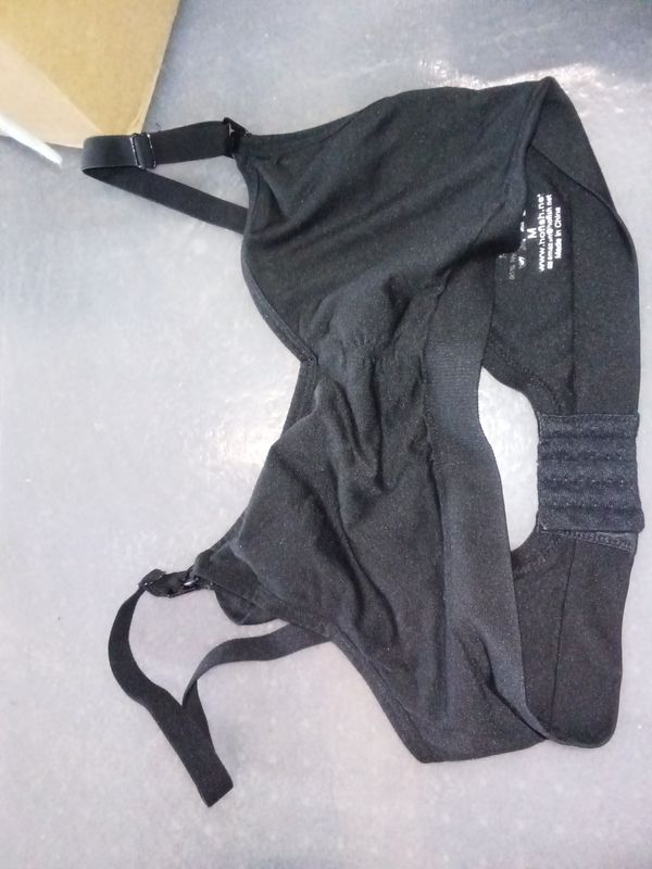 Black Hofish maternity bra size M