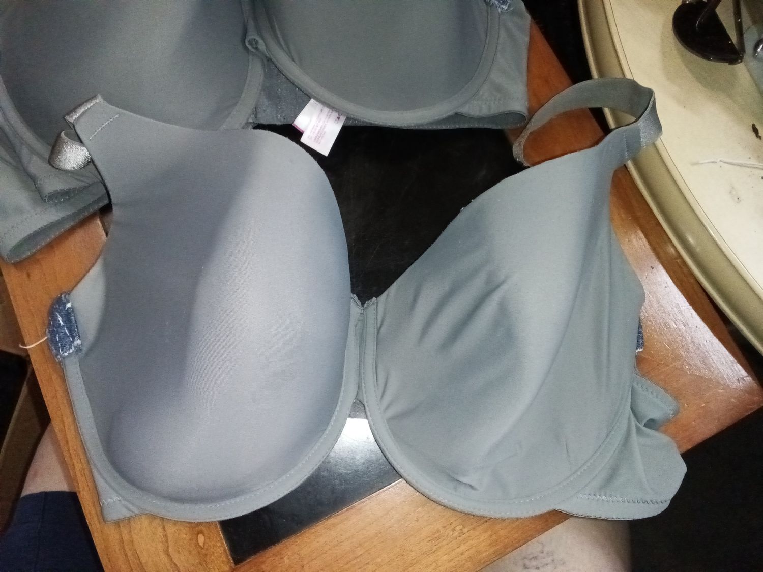 GRAY NO BOUNDARIES BRA 40 DDD