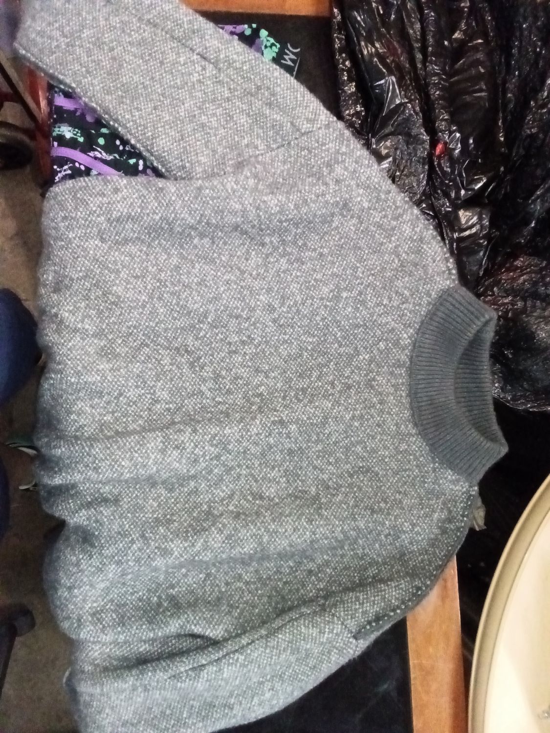 Reversible sweater, gray