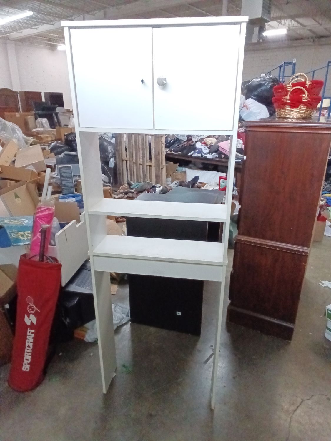 Bathroom over the toilet storage