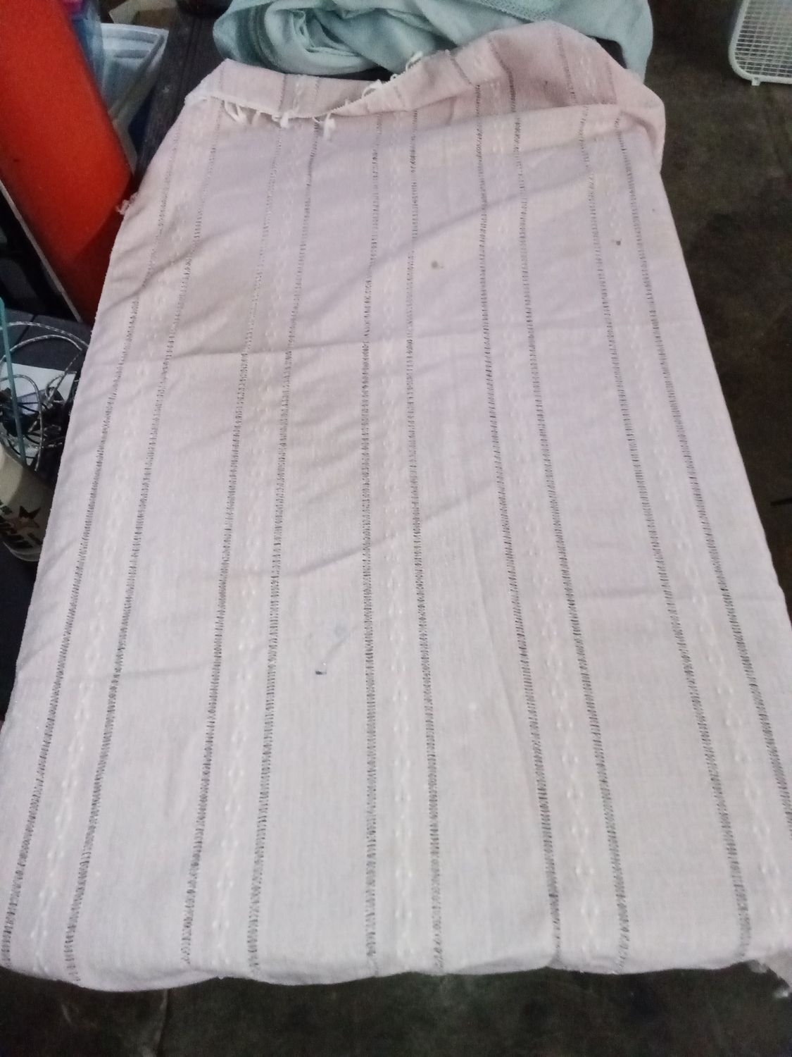 Small rectangle pink table cloth