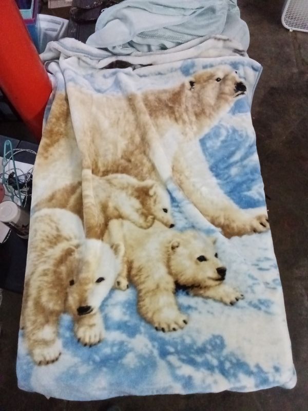 Polar bear fuzzy blanket
