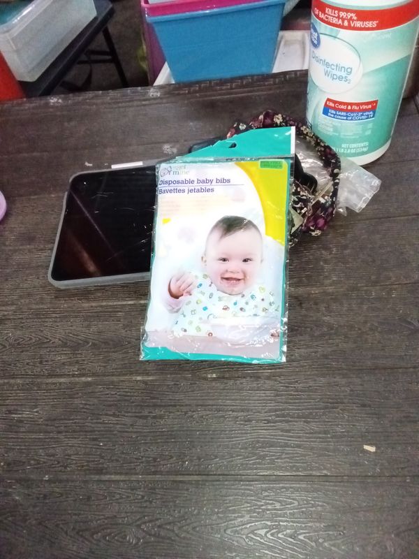 Disposable baby bibs