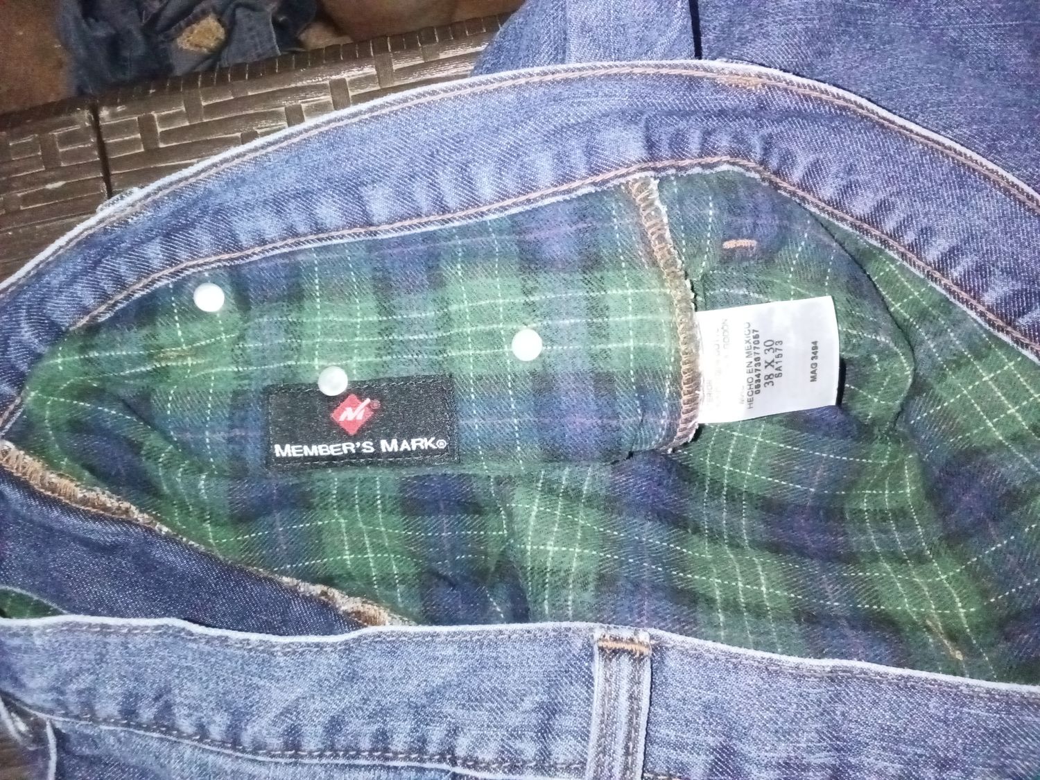 Member's Mark brand flannel-lined blue denim jeans. Size 38x30