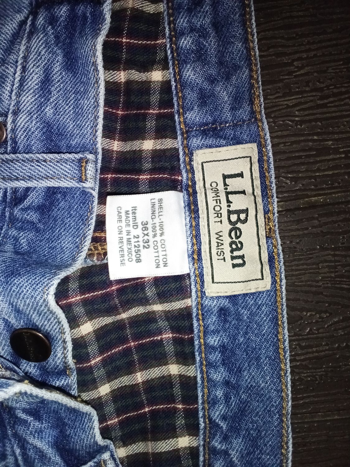 L.L. Bean Comfort Waist jeans featuring a plaid flannel lining. Size 36x32