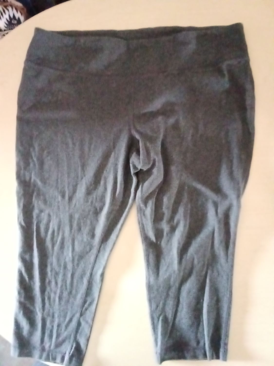 Tek Gear Drytek activewear pants, featuring a heather gray fabric and a size 2X label.