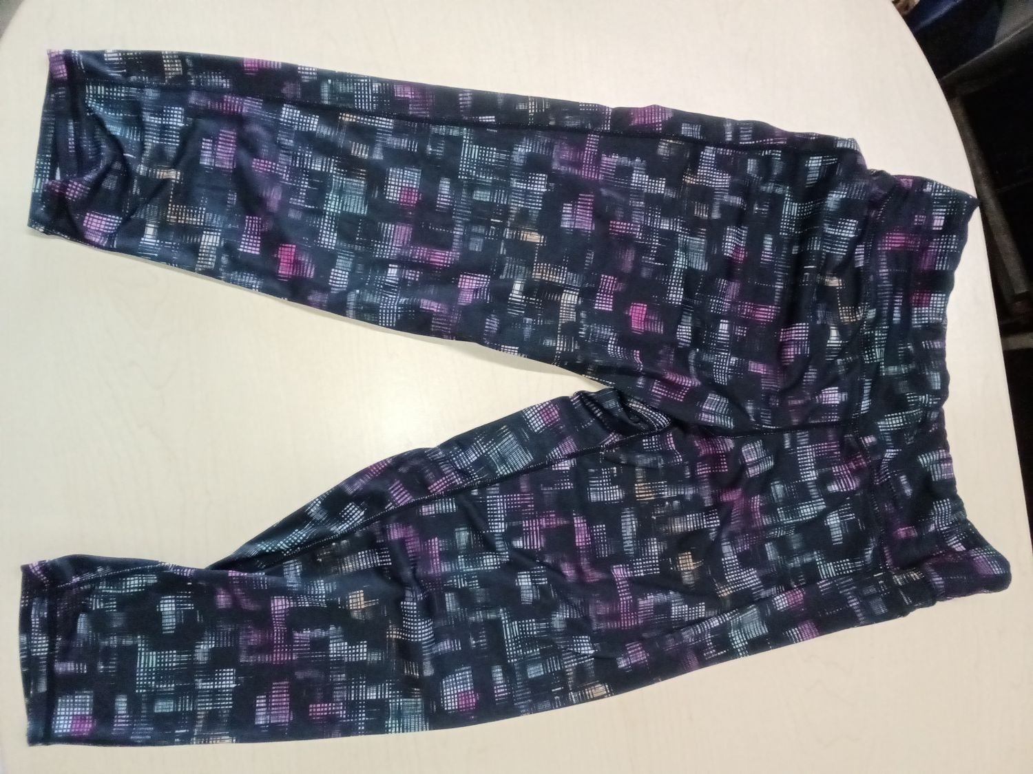Pro Player geometric cropped yoga pants L