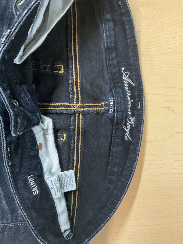 American Eagle women's skinny jeans Size 6