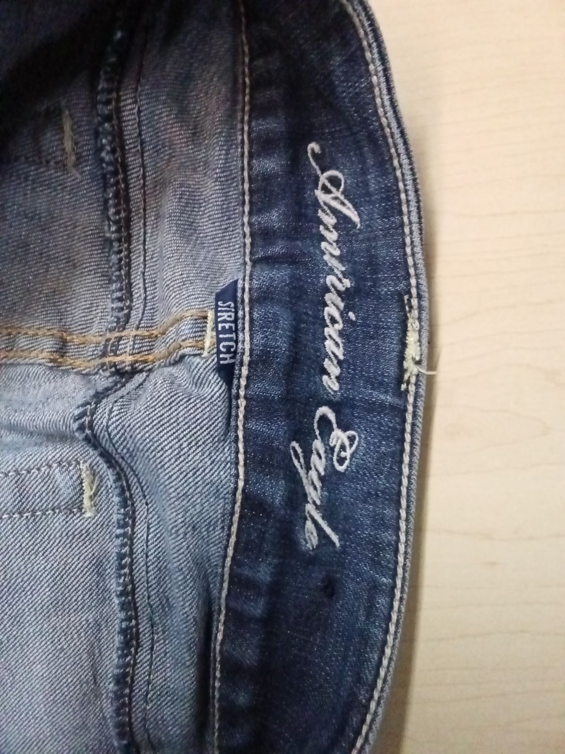 American Eagle Outfitters low-rise bootcut/kick jeans size 0 lon
