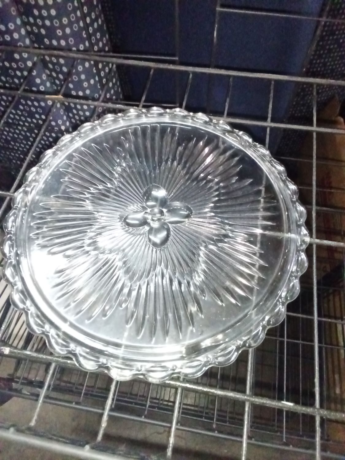 clear glass platter/cake stand