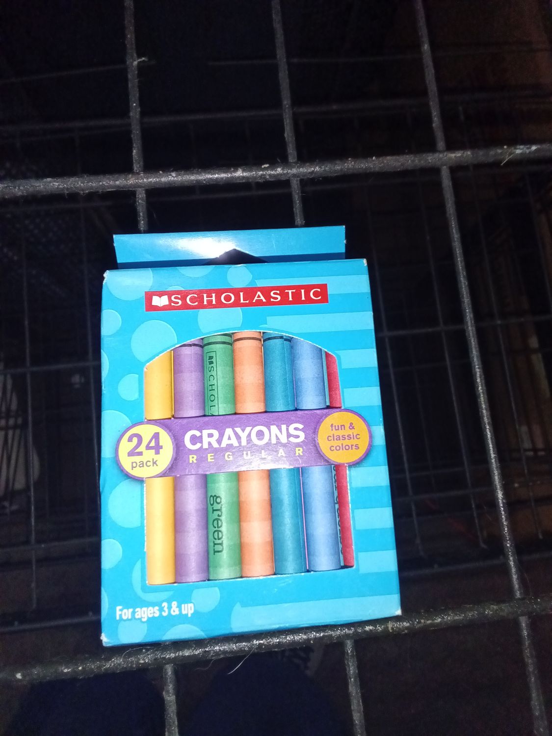 Scholastic 24-Pack of Regular Crayons