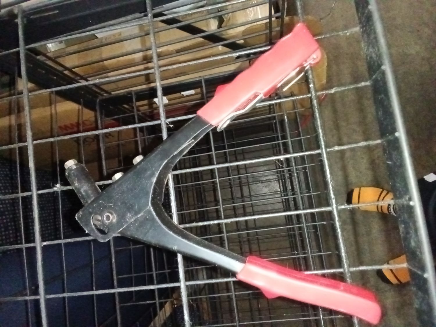 ACE Hand Rivet Tool