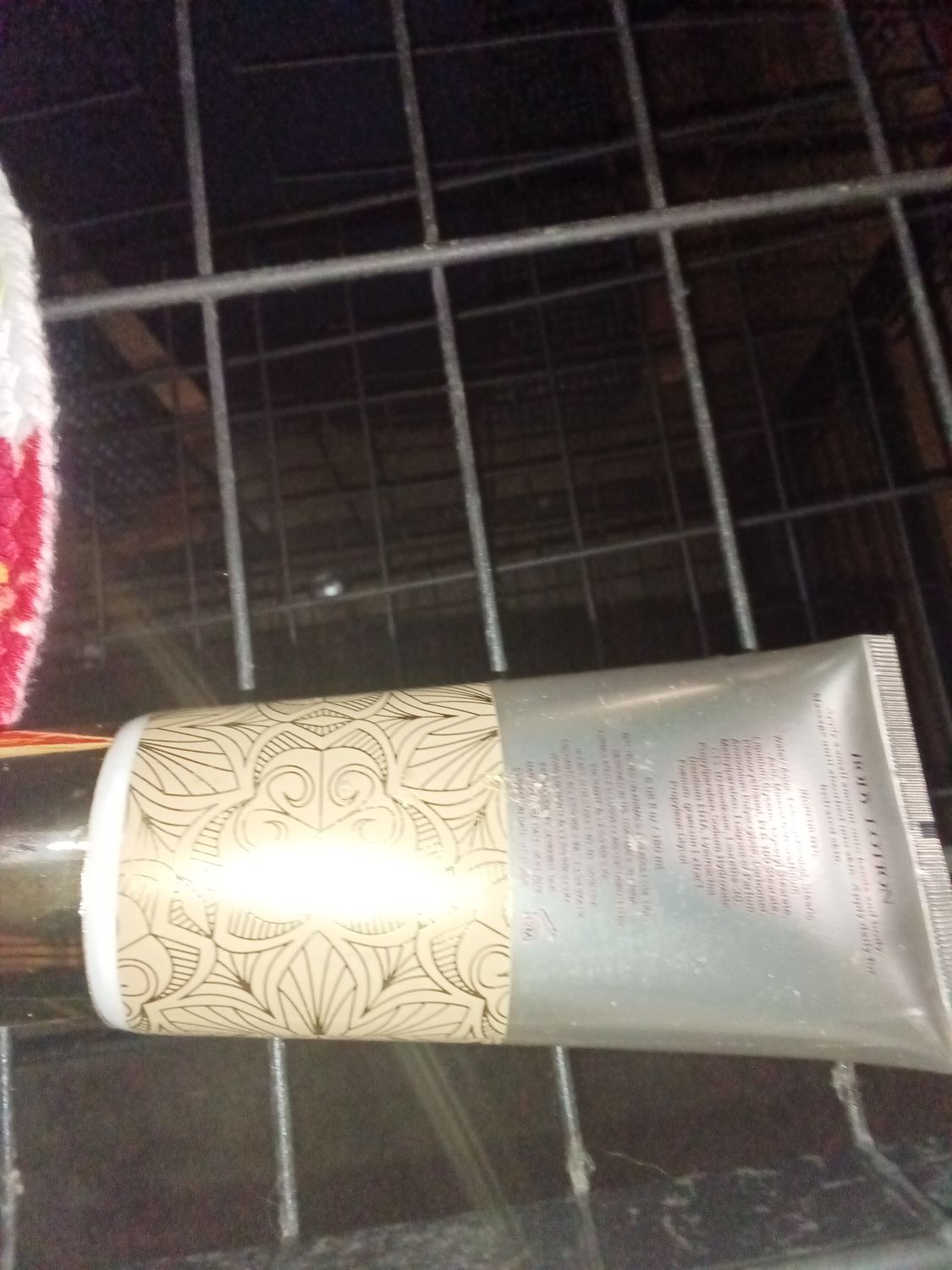 Gold Patterned Body Lotion