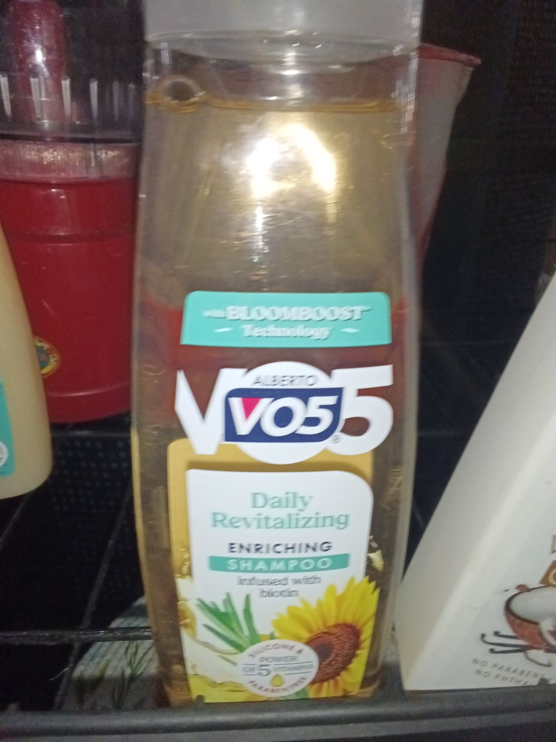 Alberto VO5 Daily Revitalizing shampoo
