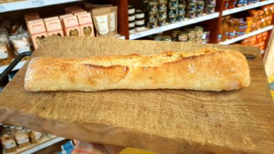 Baguette au levain (ingrédients locaux)