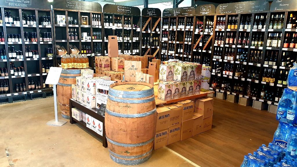 De nombreux autres vins disponibles en magasin (large sélection de pépites de notre terroir) !