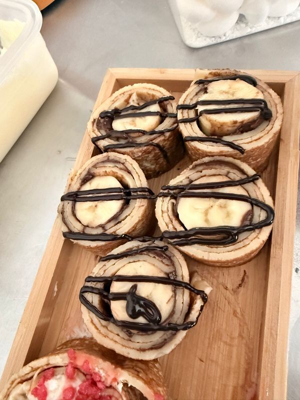 Pannenkoekensushi 'banana-hazelnut'