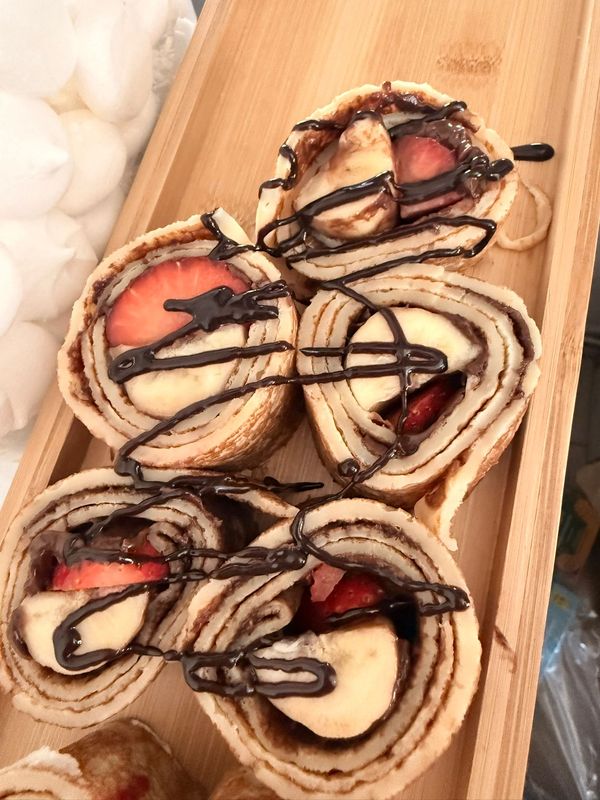 Pannenkoekensushi 'Hazelnut-aardbei-banaan'