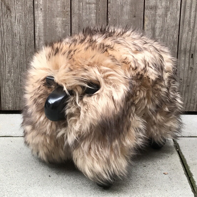 classic sheepPAL - tan/brown with black wood