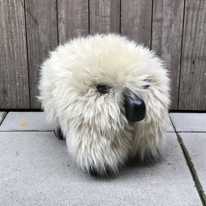 classic sheepPAL - tan with black wood