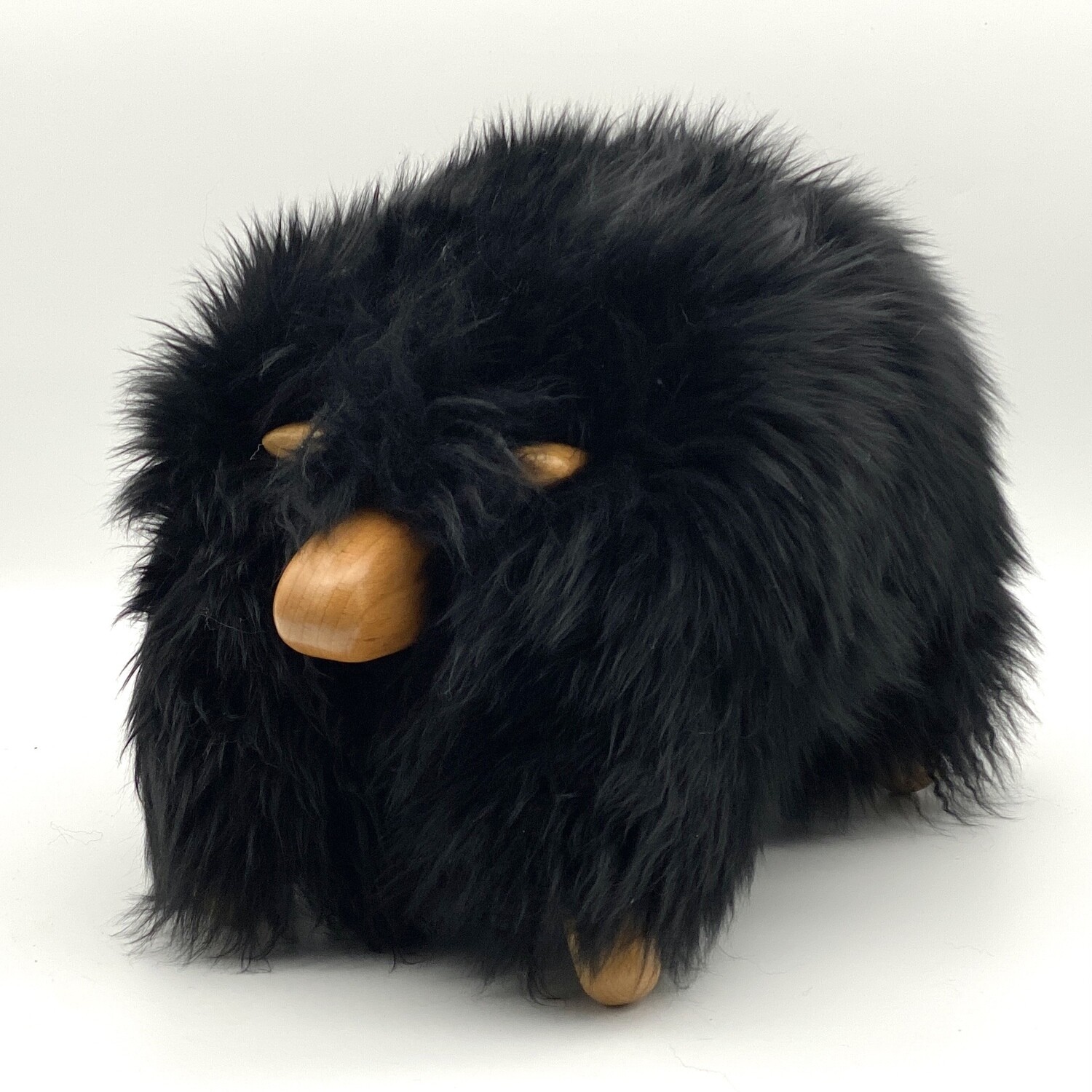 classic sheepPAL - black with clearcoat wood