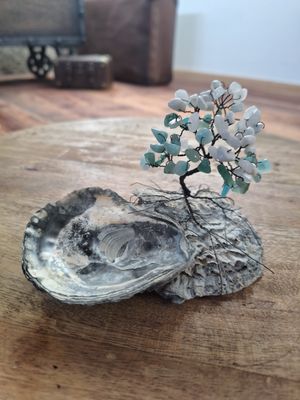 Winter Edelsteinbaum auf Auster Winter Edelsteinbaum auf Auster