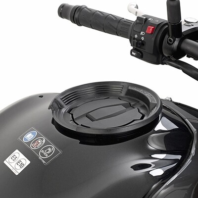 BF29 - Flangia Borsa Serbatoio Givi Tanklock BF29 per Kawasaki