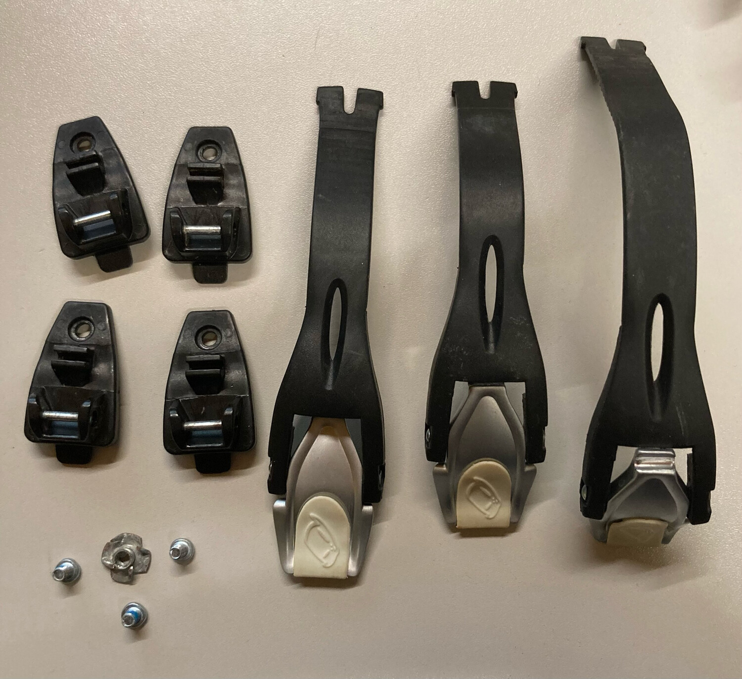 KIT GANCI + LACCI PER STIVALI UFO OFF-ROAD 1 serie